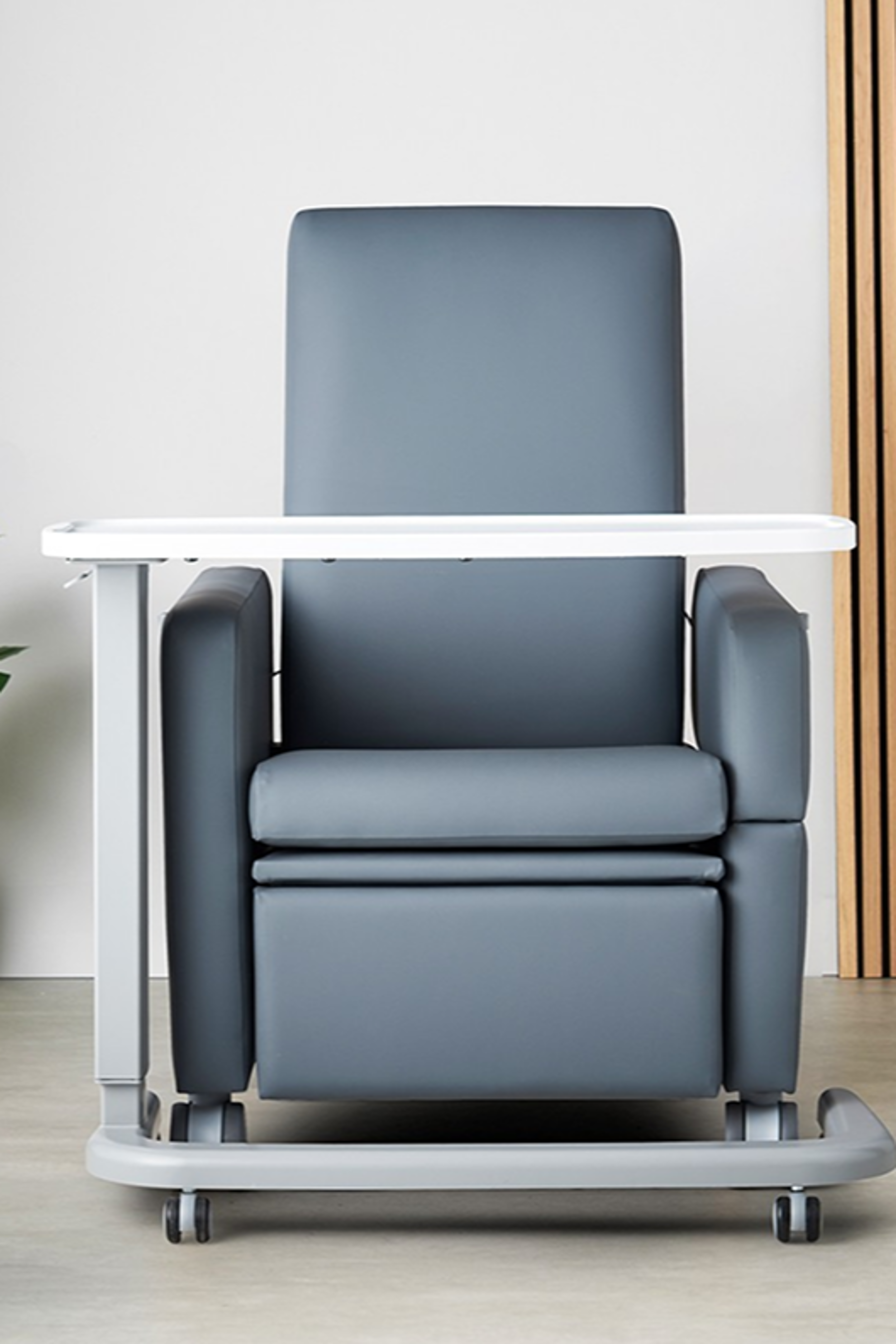 Chairs (1)